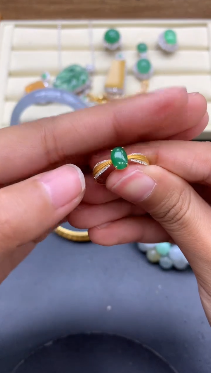 【闪购商品】翡翠戒指18K金镶嵌76-中国好珍宝