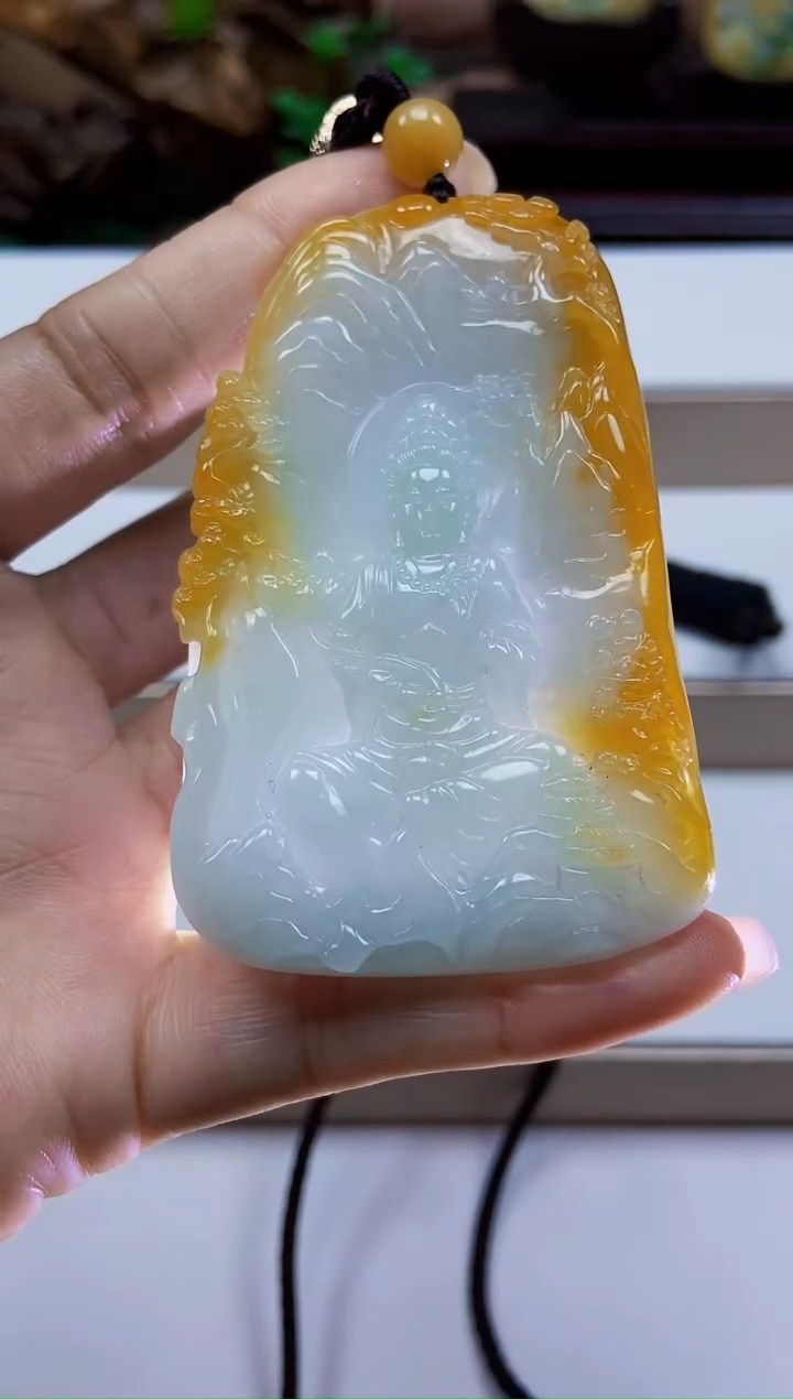 颈饰未镶嵌翡翠桥****烤翡翠A货