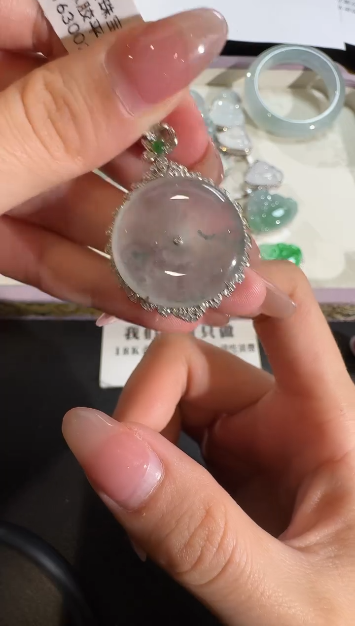 【闪购商品】翡翠吊坠(不含链)18K金镶嵌【源头工厂】钻石镶嵌