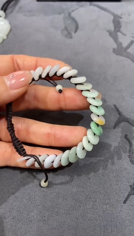 【闪购商品】翡翠手链未镶嵌天然缅甸A货翡翠