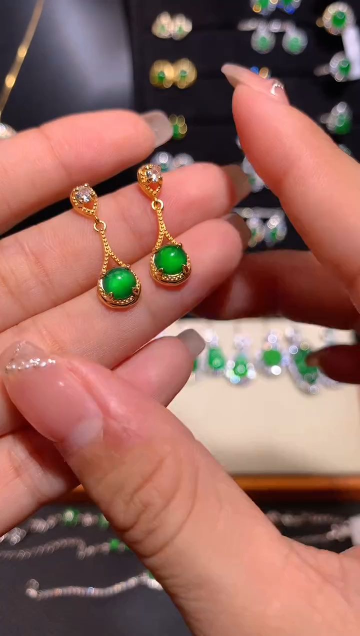 【闪购商品】翡翠耳饰银S925镶嵌多样性