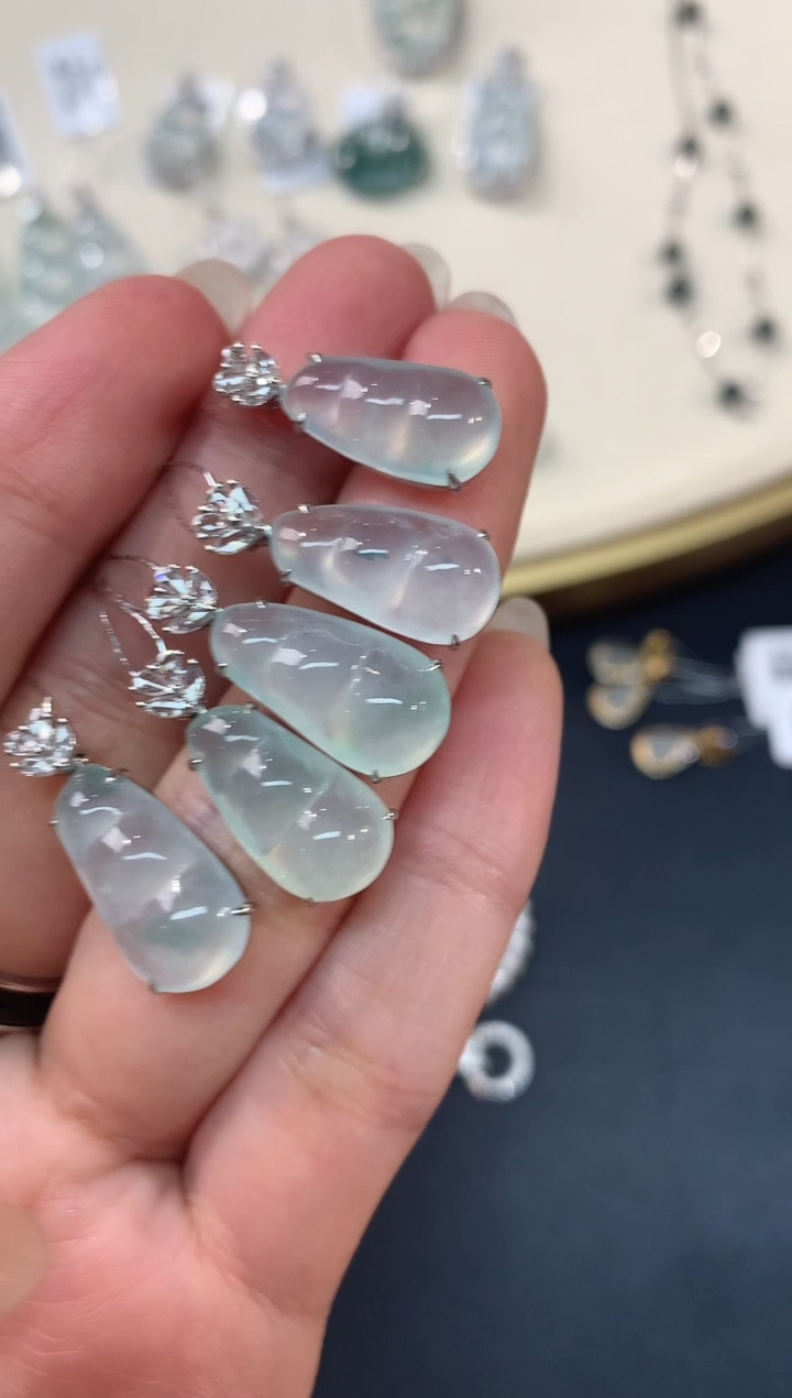 【闪购商品】翡翠吊坠(不含链)18K金镶嵌A369|多样性发一件2980