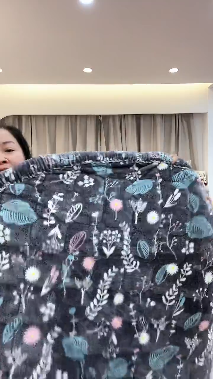 棉棉D16 灰色圆垫子