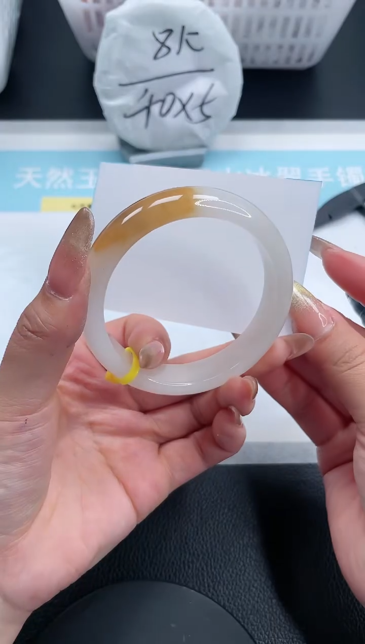 【闪购商品】石英质玉手镯未镶嵌19S199-56