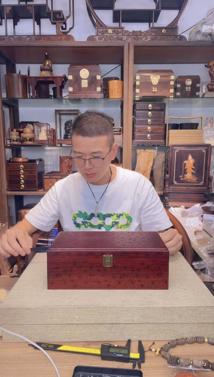 乌木类书架879血檀雕刻长方首饰盒