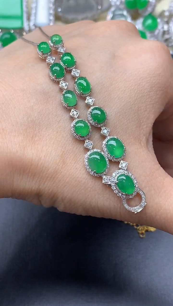 颈饰18K金镶嵌翡翠679中国好珍宝