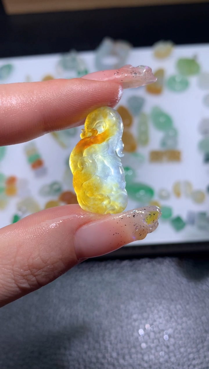 【闪购商品】定制翡翠未镶嵌九尾狐