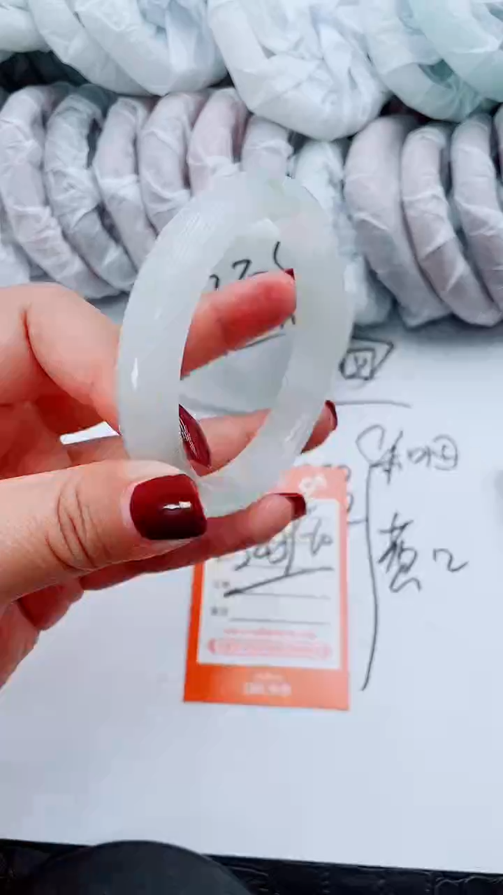 【闪购商品】石英质玉手镯合金Q22-58-59