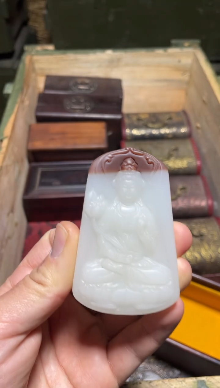 【闪购商品】俏色大观音1件