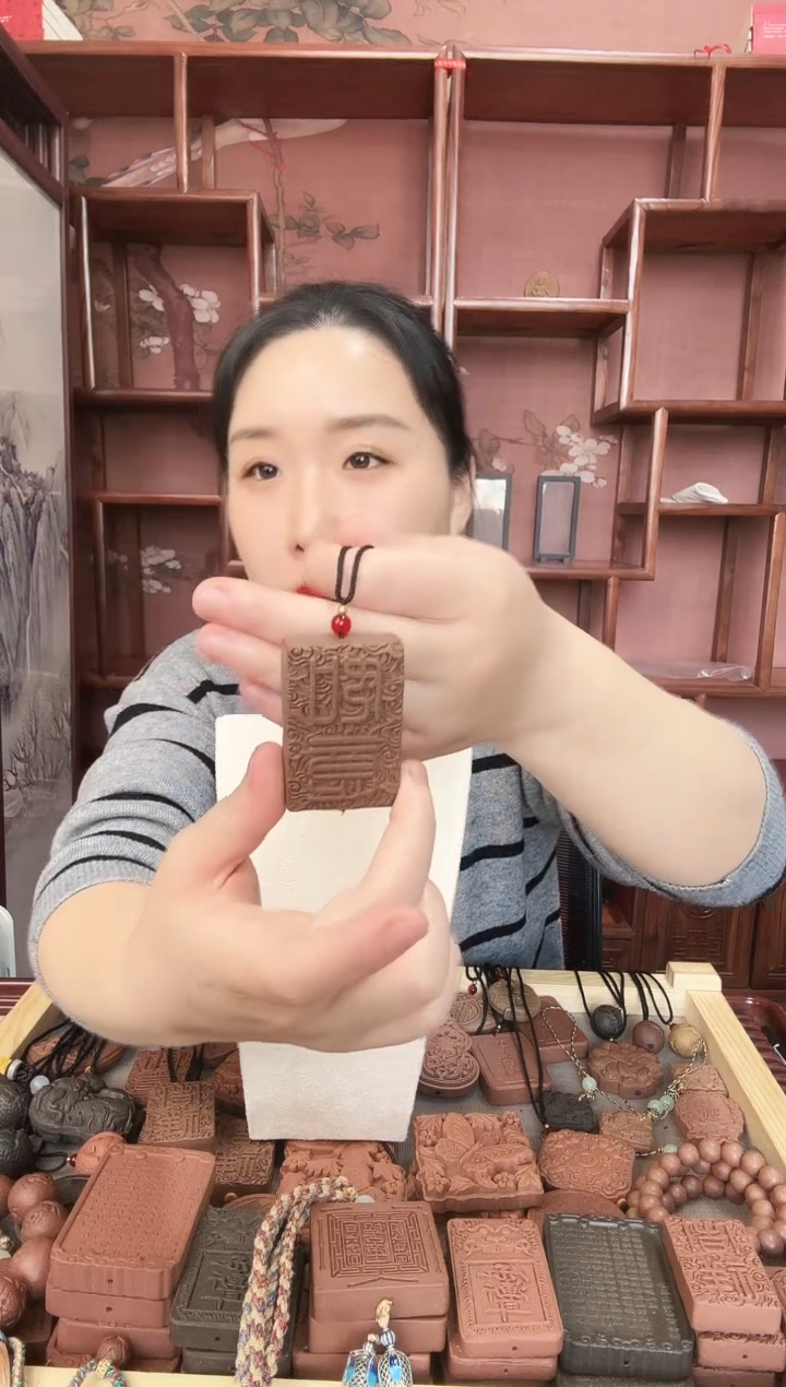 【闪购商品】泥塑春月蝴蝶祥云吉祥如意