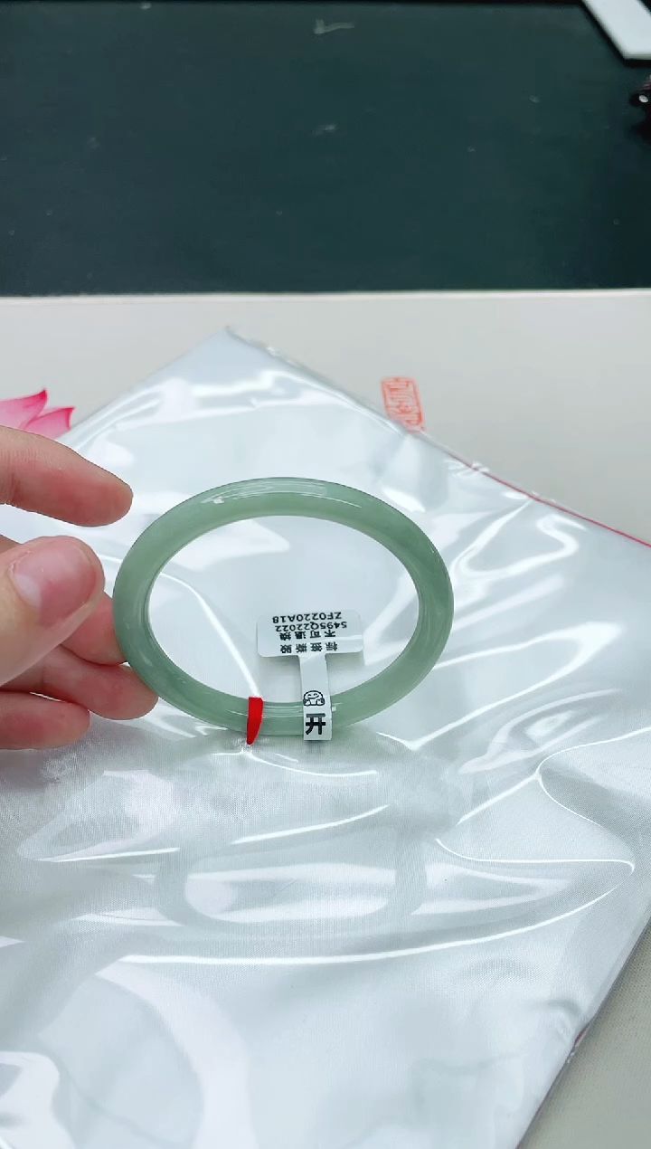 翡翠未镶嵌手镯天然A货翡翠53.8