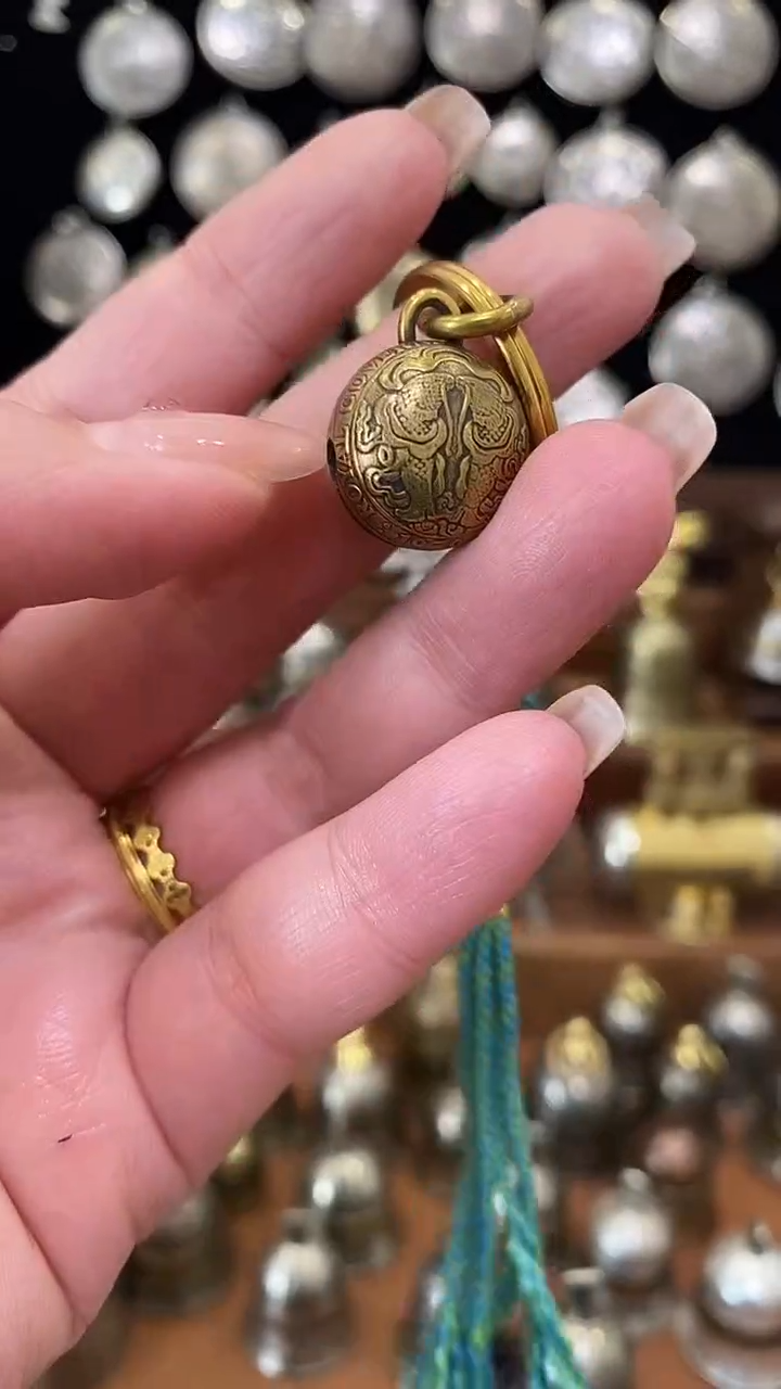 o****銶不丹双鱼黄铜铃铛