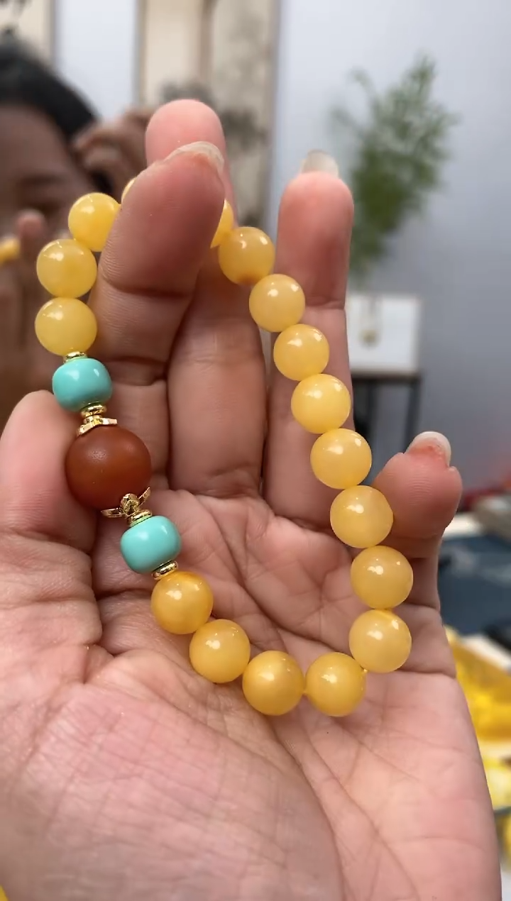 【闪购商品】蜜蜡裸石未镶嵌天然琥珀蜜蜡手串