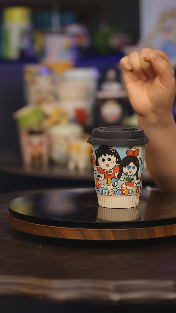 【闪购商品】摆件景德镇釉下彩绘设计师款式陶瓷
