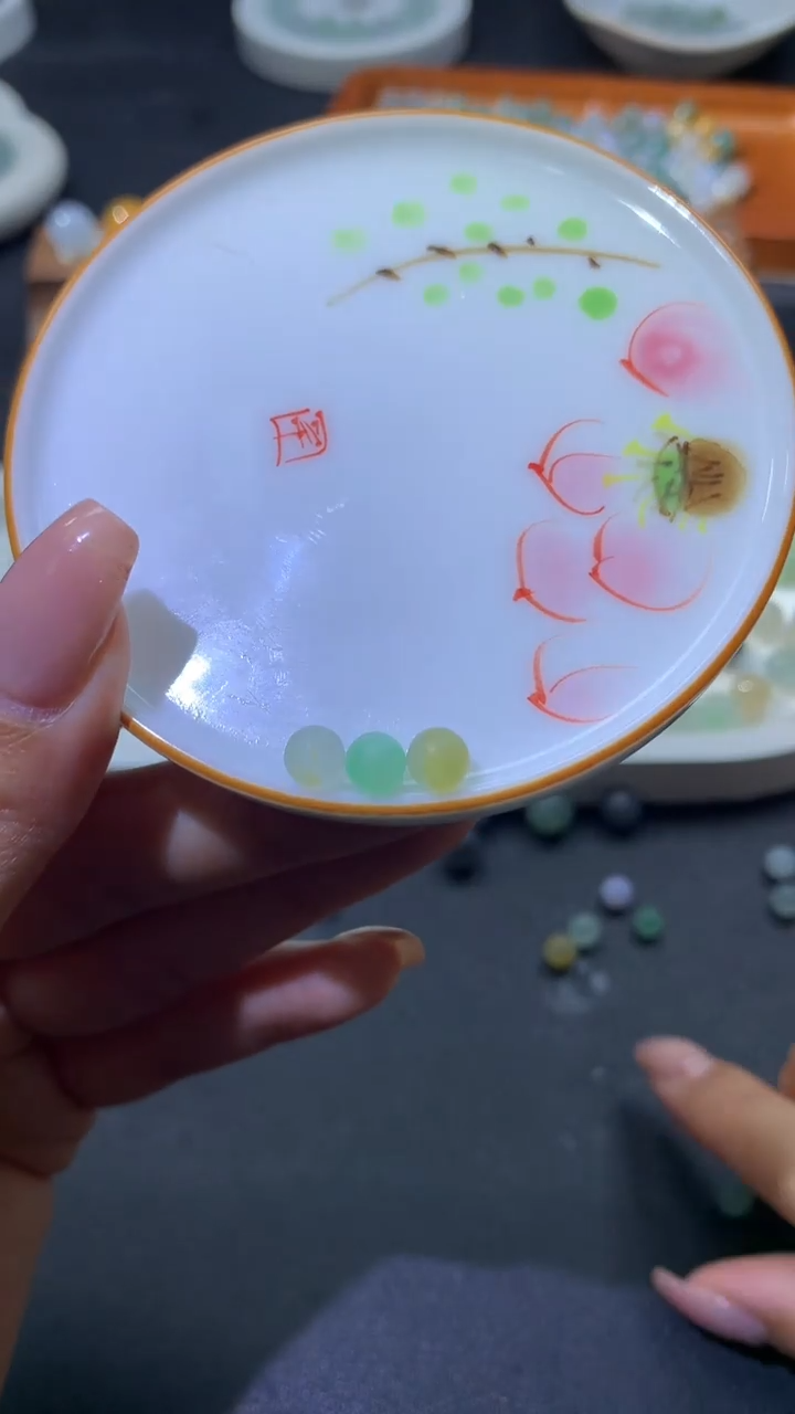 【闪购商品】定制翡翠未镶嵌珠00