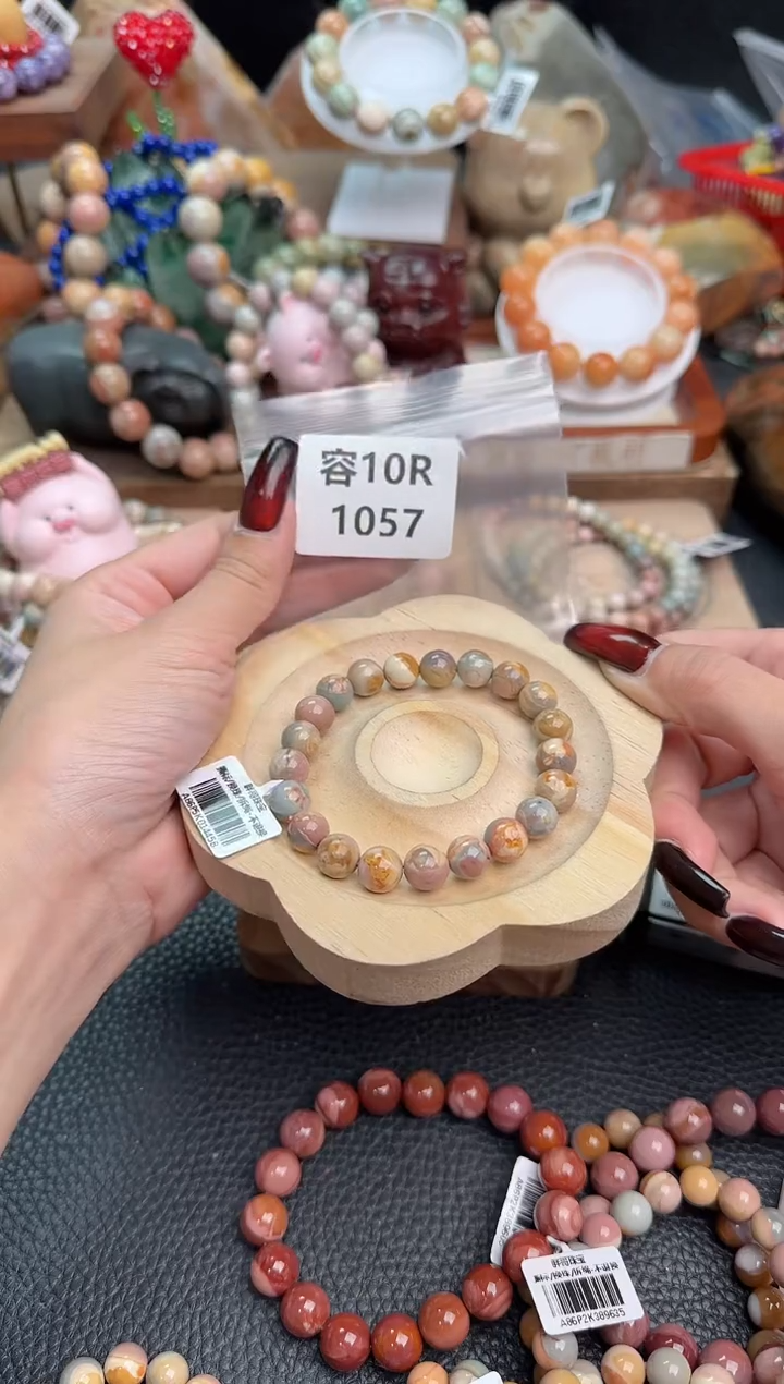 【闪购商品】石英质玉手链未镶嵌10R1057