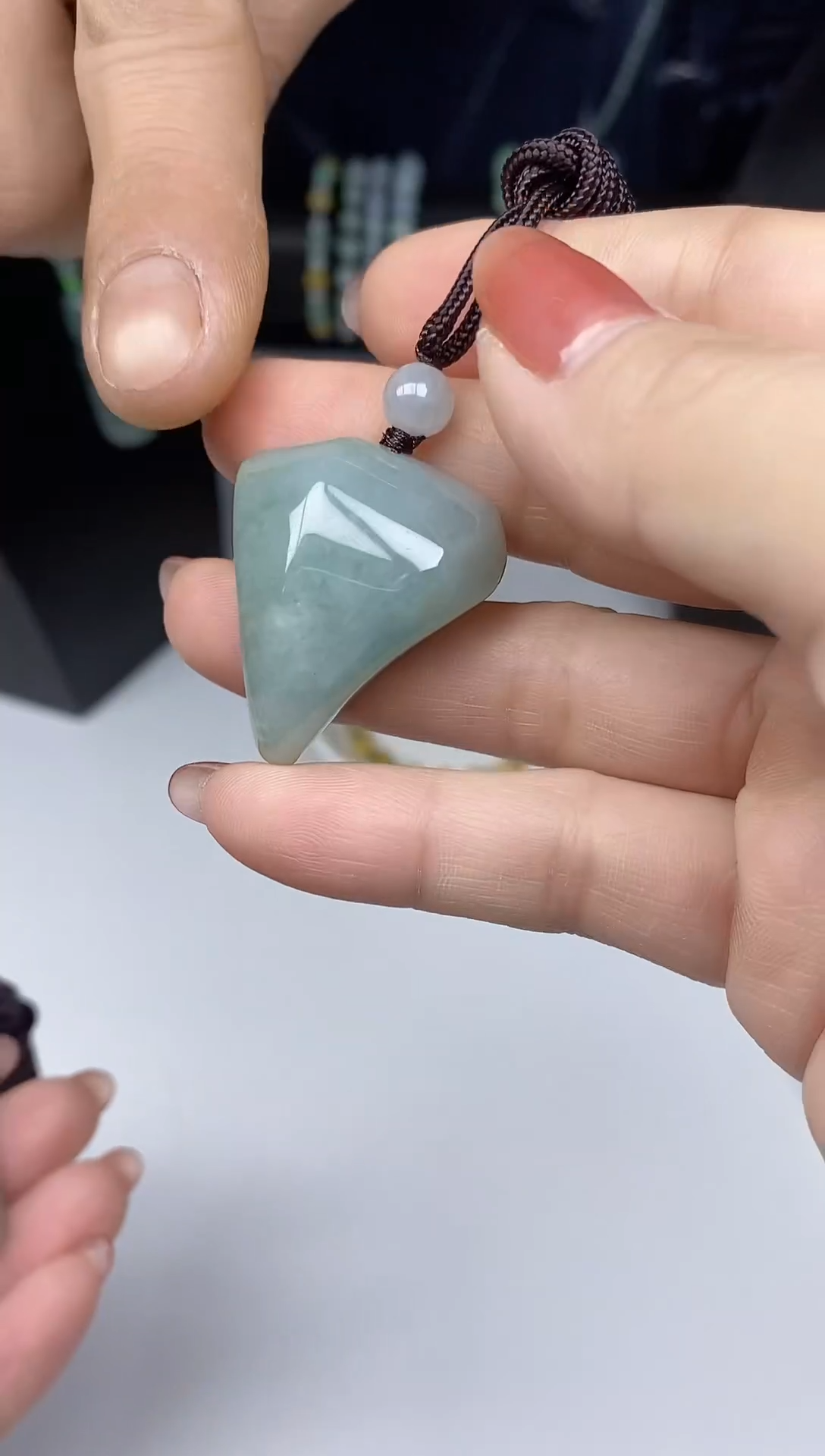 【闪购商品】天然缅甸翡翠A货随型挂件