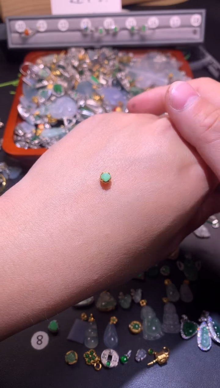 【闪购商品】翡翠吊坠(不含链)银S925镶嵌1