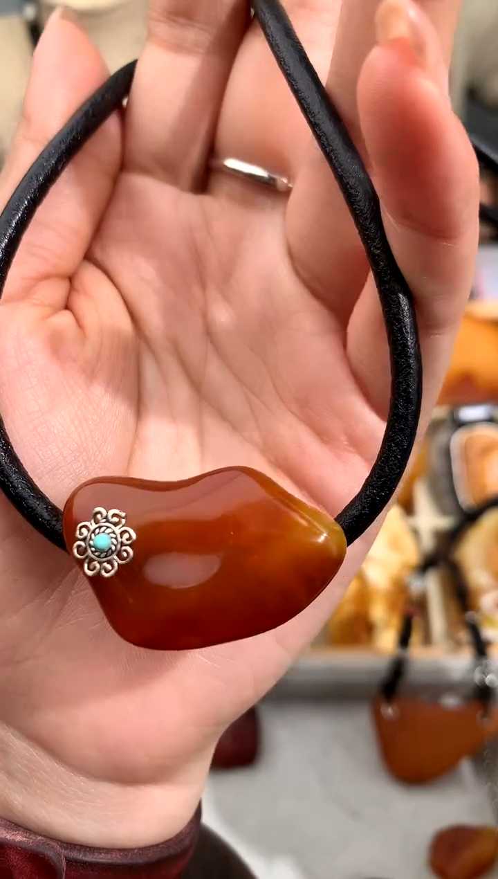 【闪购商品】蜜蜡裸石未镶嵌似玉