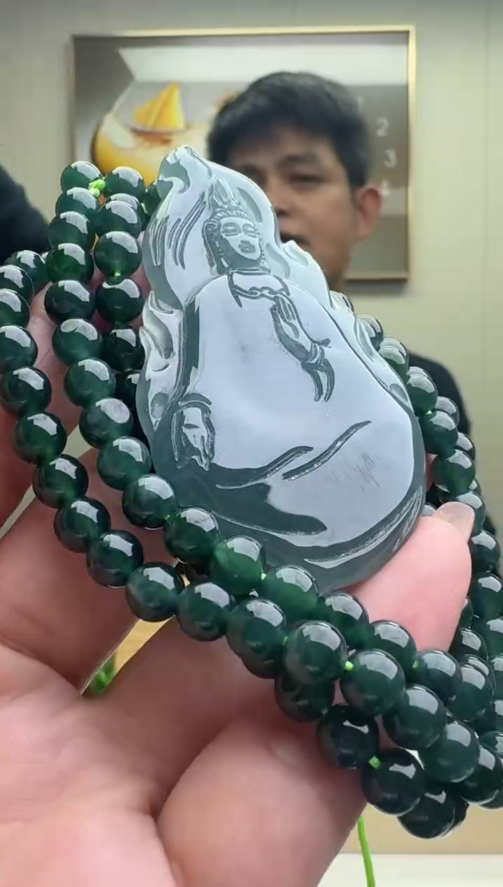 颈饰未镶嵌翡翠天然A货翡翠 多样性随机发其一