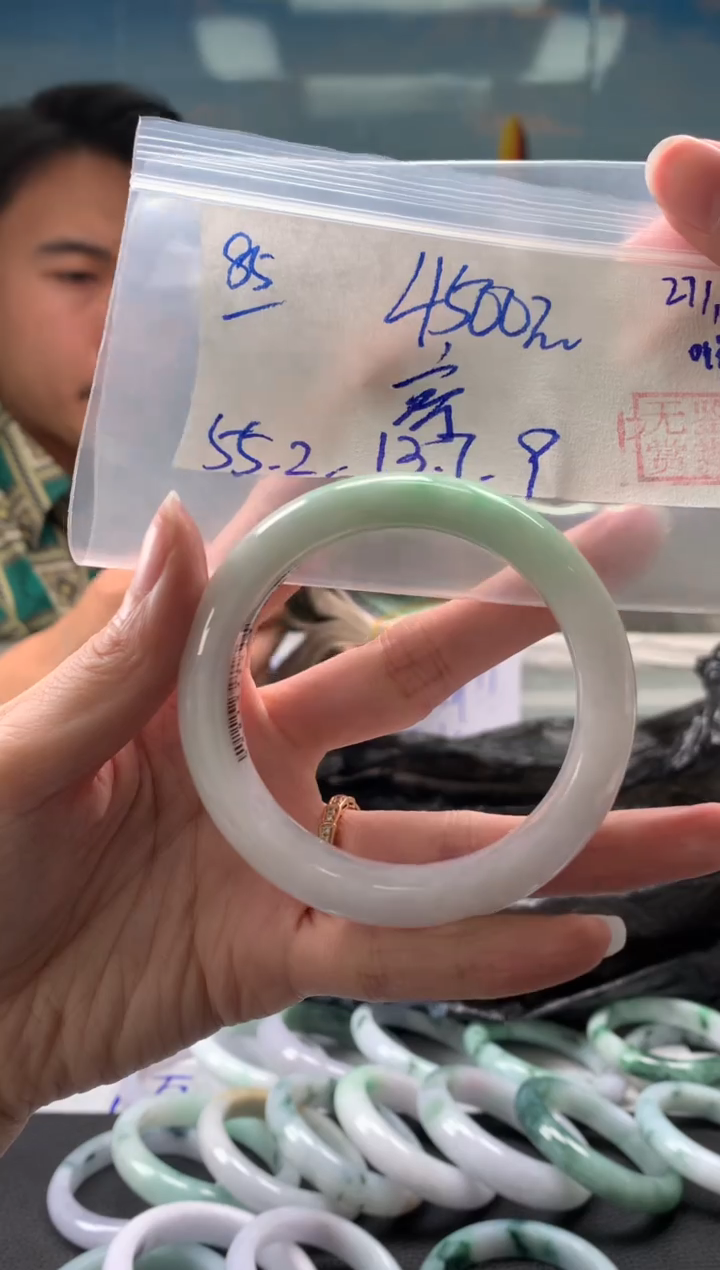 【闪购商品】翡翠手镯未镶嵌翡翠手镯 下单联系小耳机#85