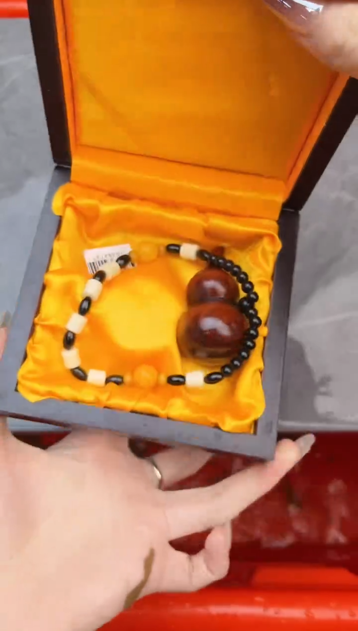 手串起越S精选手串（无礼盒）