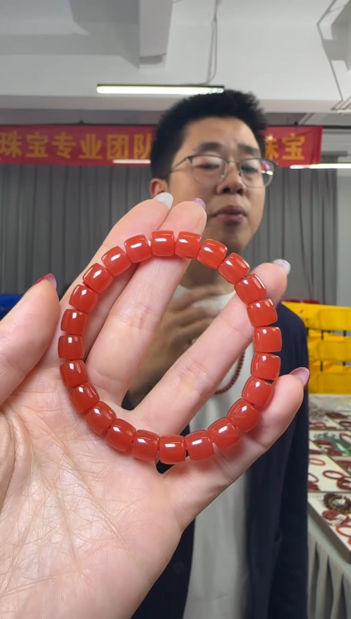 【闪购商品】南红玛瑙手串未镶嵌约8.5mm保山料南红单圈手串