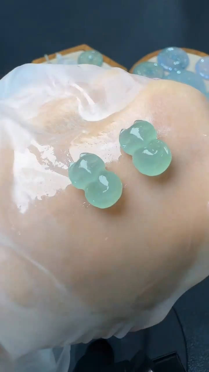 【闪购商品】定制翡翠未镶嵌毛货34（一对）