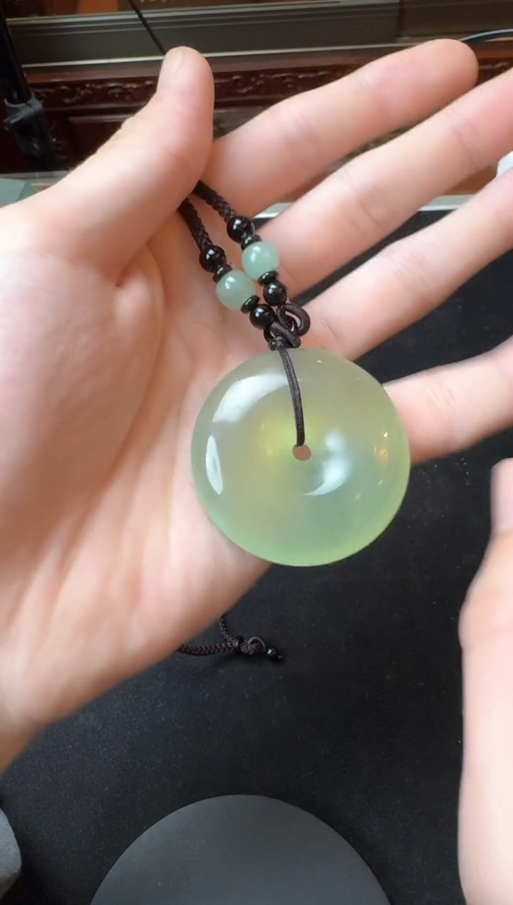 【闪购商品】岫玉吊坠未镶嵌180原矿深水绿冰平安扣