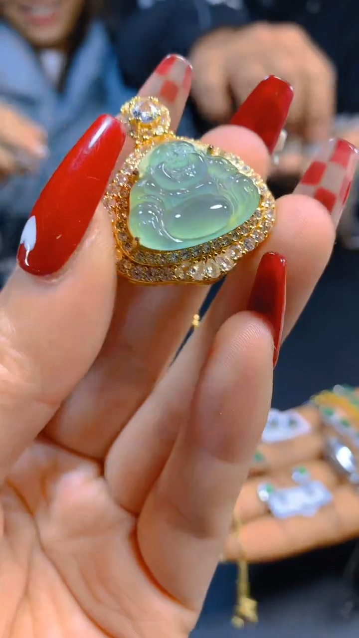 【闪购商品】翡翠吊坠(赠链)未镶嵌0531704027多样性发一