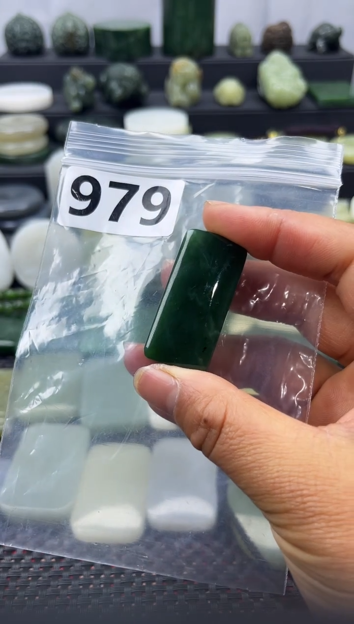 未镶嵌和田玉珠宝半成品无事牌