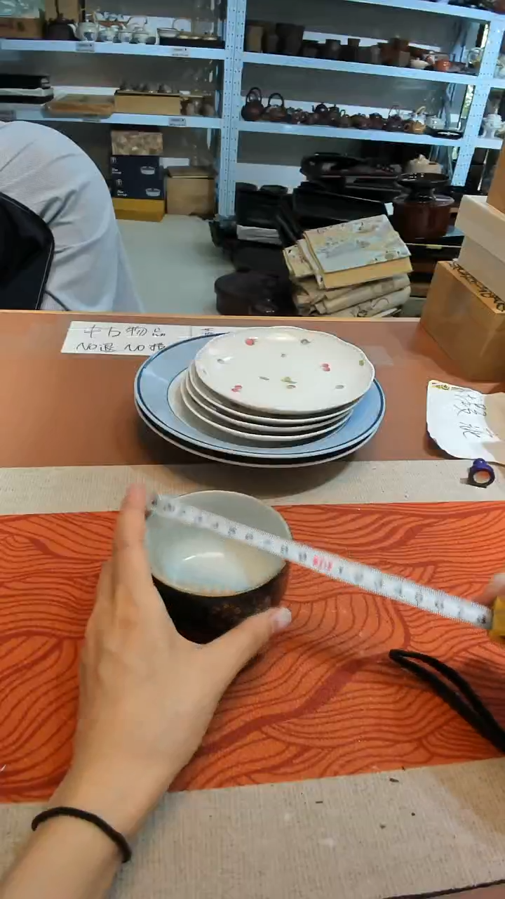 瓷片好漂亮的瓷器呀。。。。。。。。