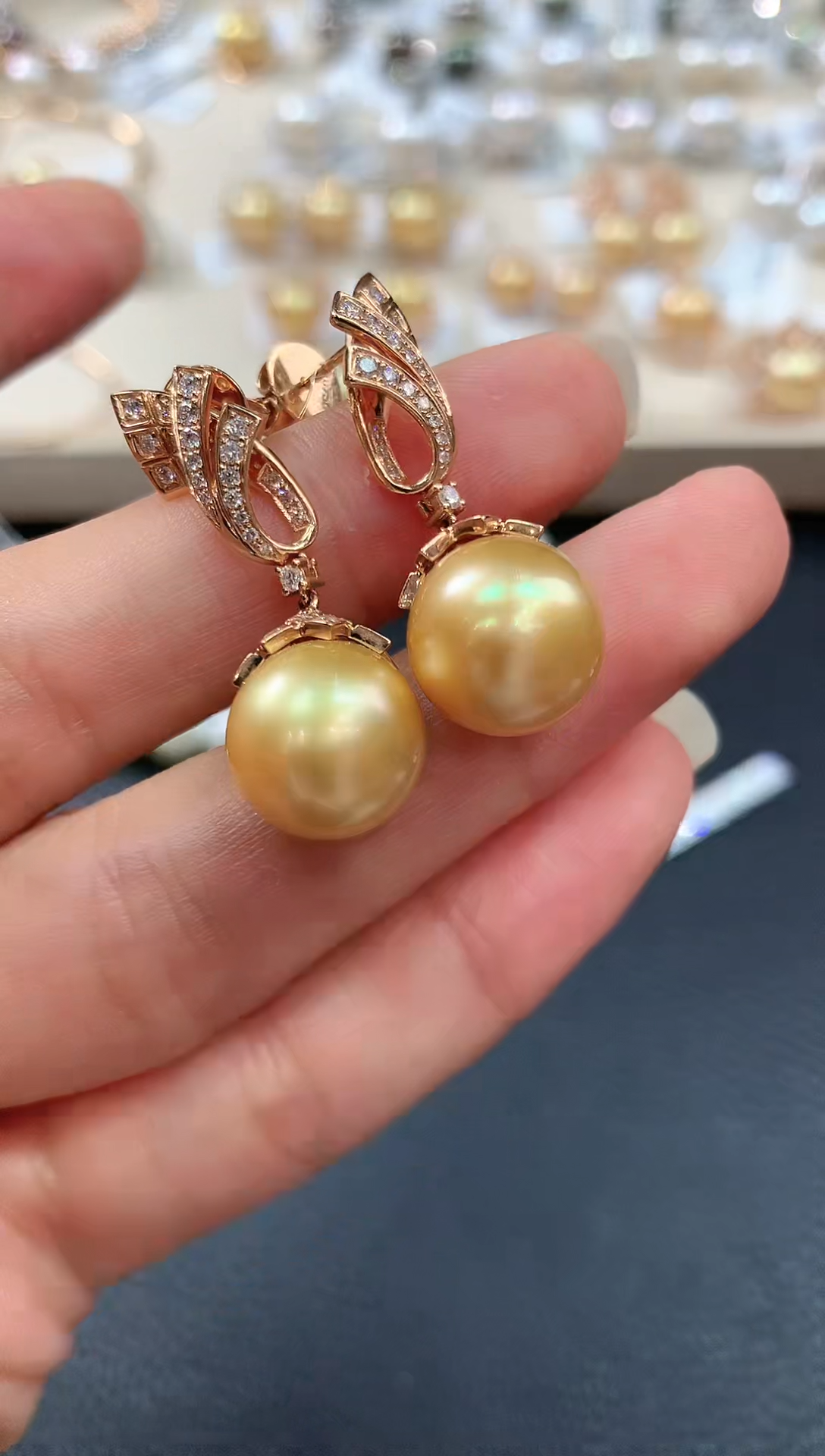 【闪购商品】18K金镶嵌海水珍珠耳饰m101