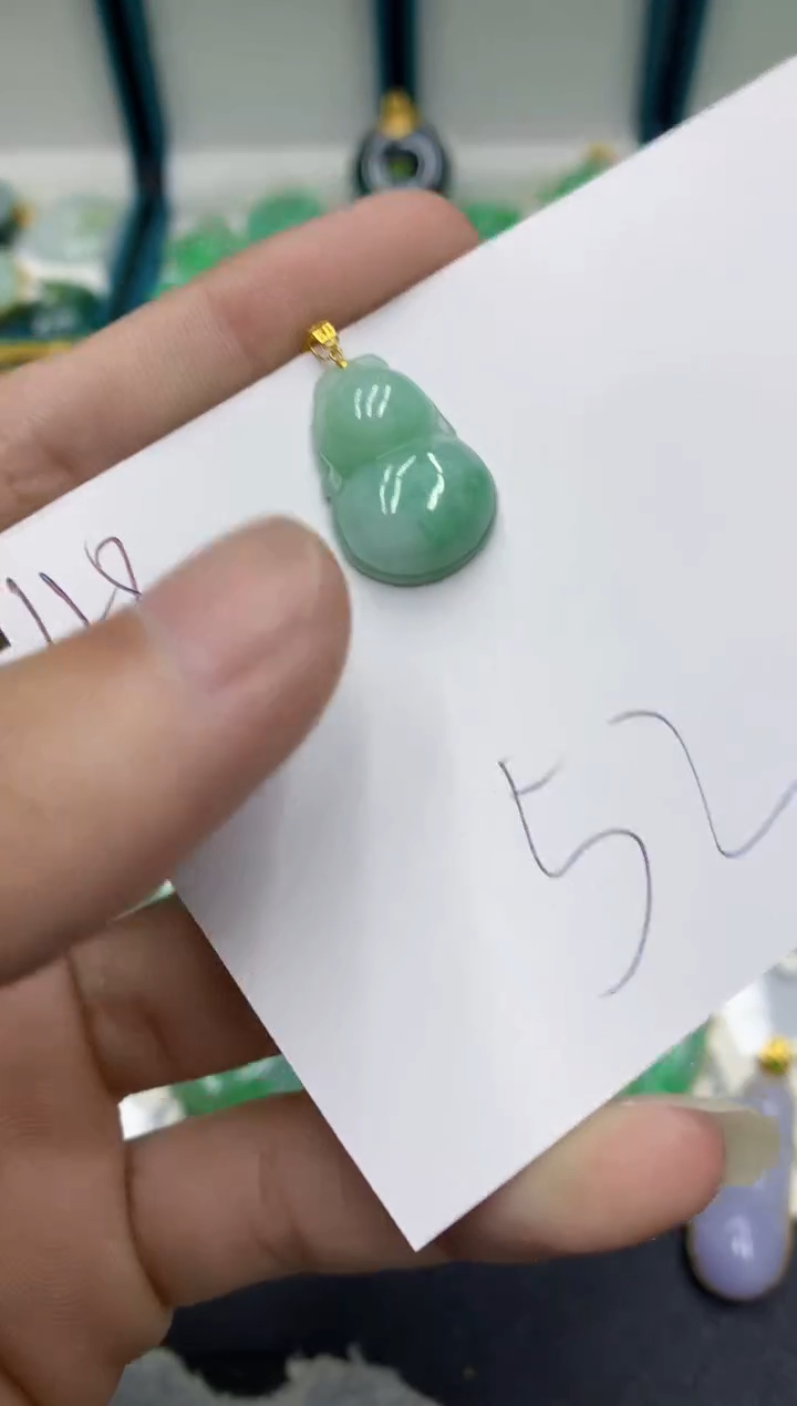 【闪购商品】翡翠颈饰18K金镶嵌翡翠