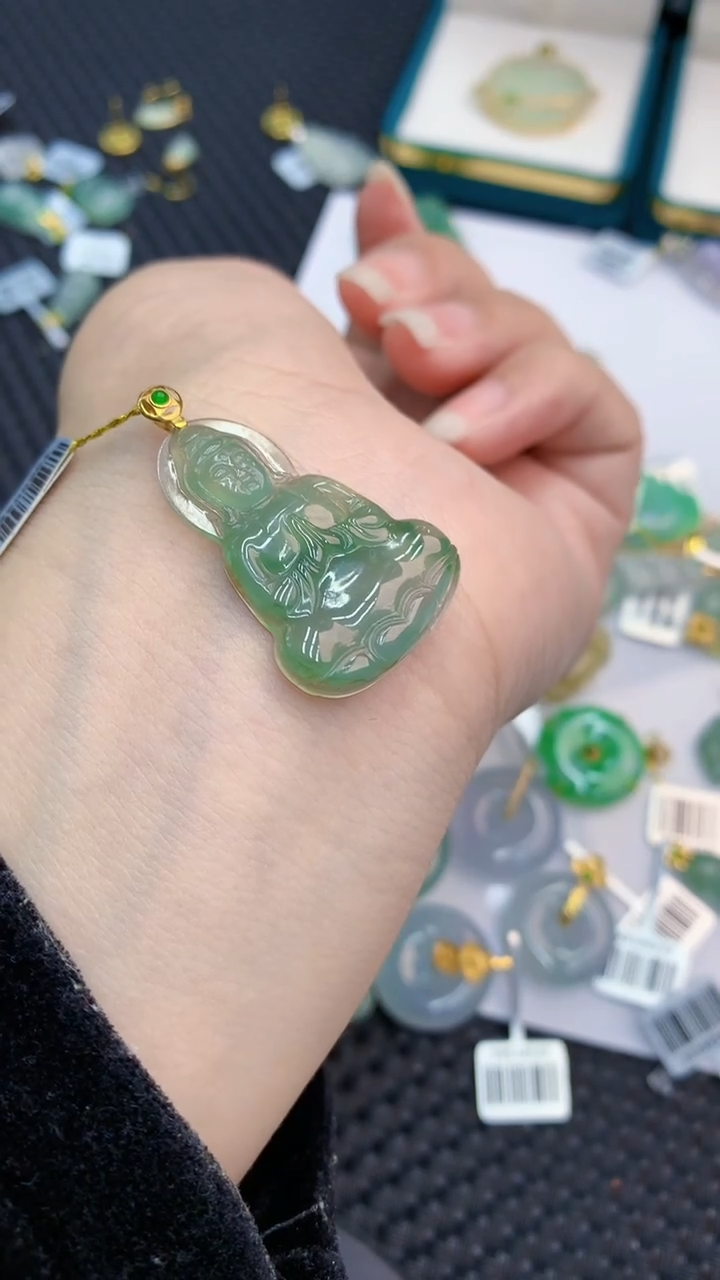 【闪购商品】翡翠颈饰18K金镶嵌            8