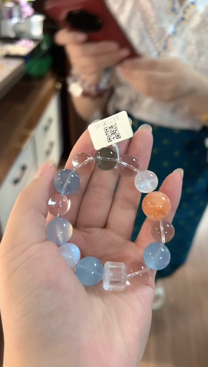 水晶手串未镶嵌手串