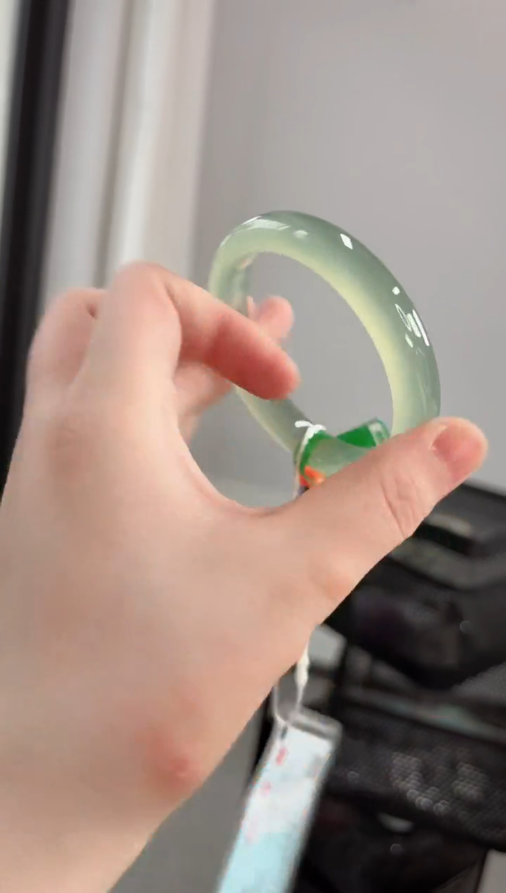 玛瑙/玉髓手镯未镶嵌58圈