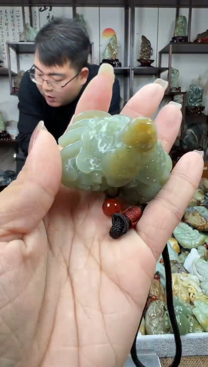 未镶嵌和田玉把件1