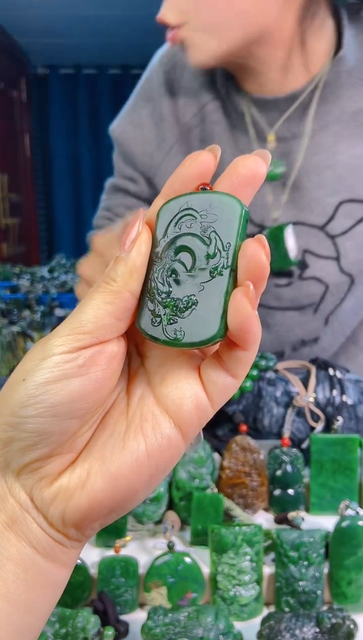 和田玉未镶嵌挂件1