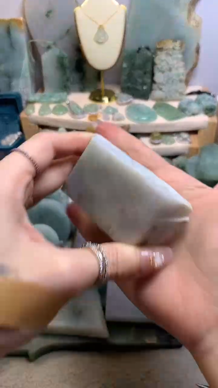 【闪购商品】翡翠挂件未镶嵌缅甸A货翡翠，没有运费险