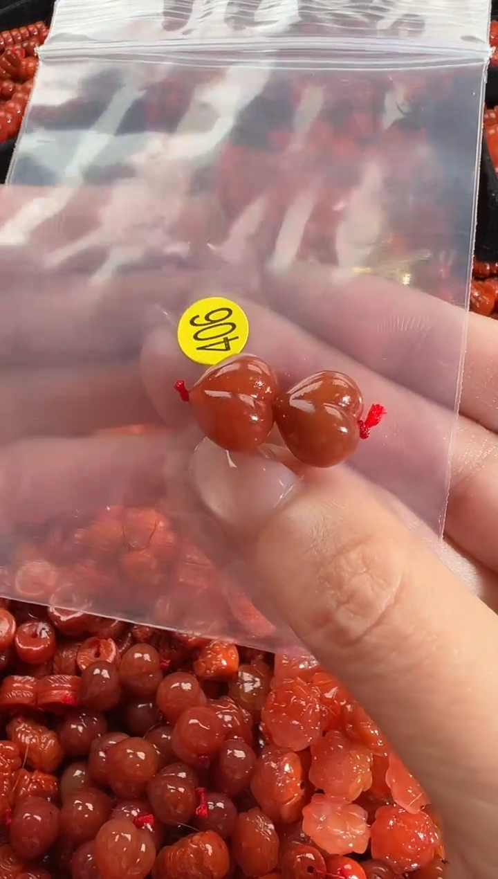 颈饰未镶嵌南红玛瑙1