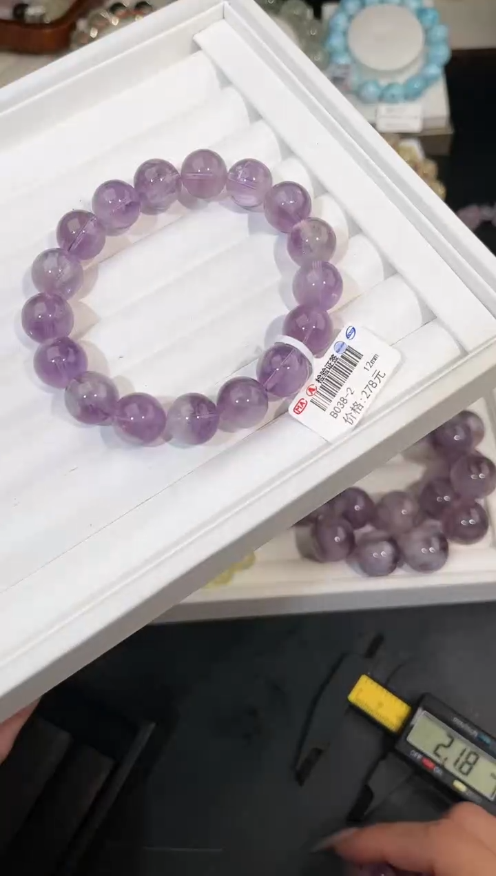 【闪购商品】水晶手链未镶嵌多样性发一紫兔毛12mm