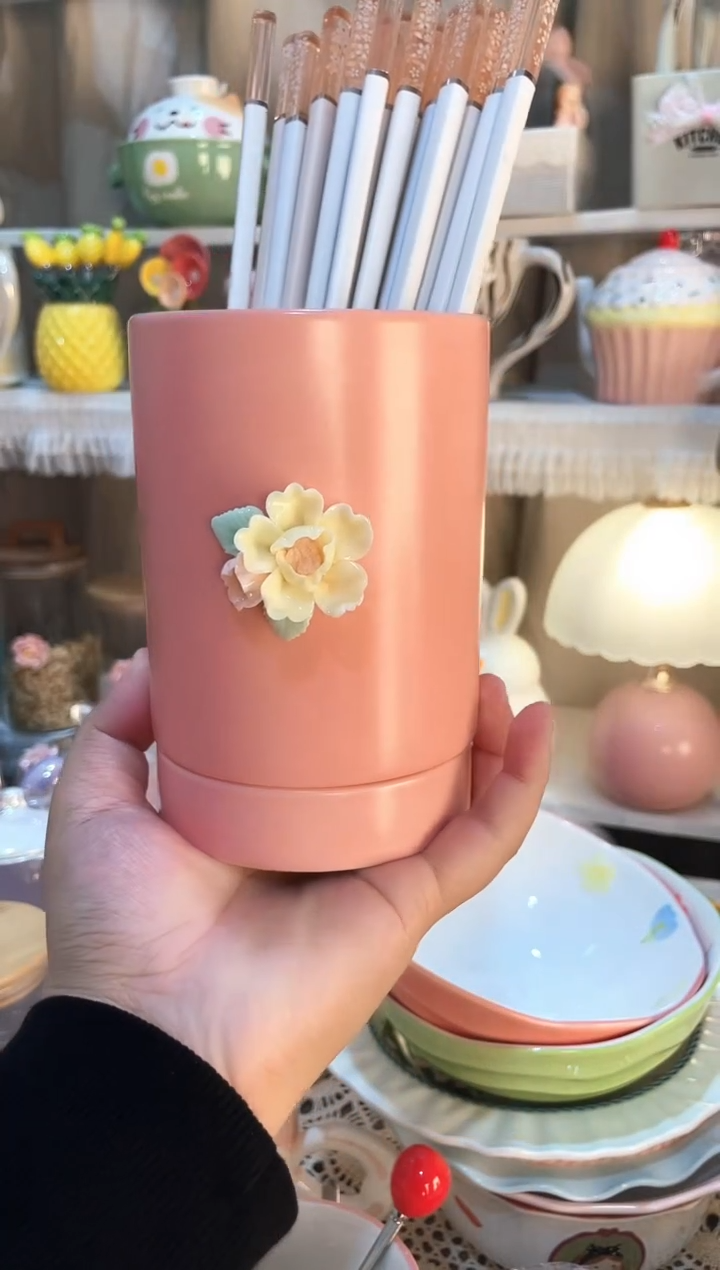 【闪购商品】瓷片筷子筒质量好发货快放心拍