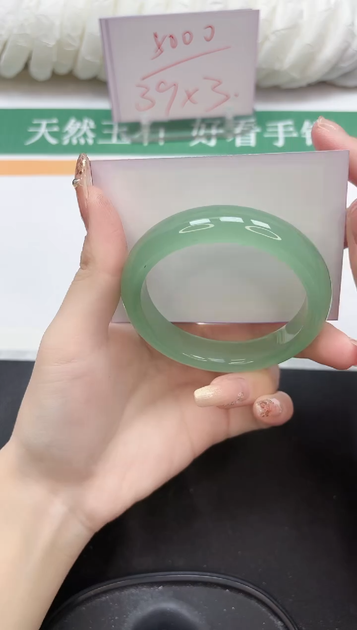 未镶嵌手镯石英质玉64-58