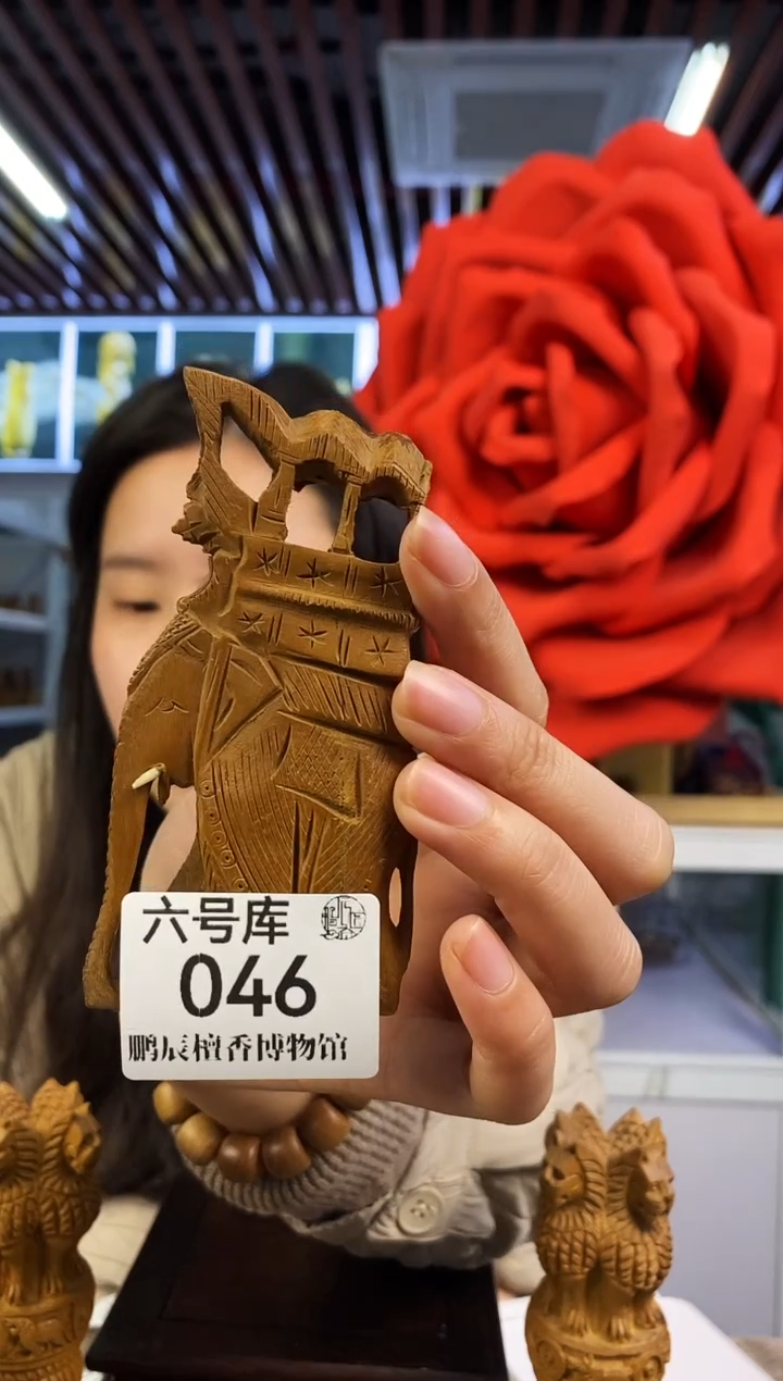 【闪购商品】檀香木六号库046老山檀-工艺品象车38克