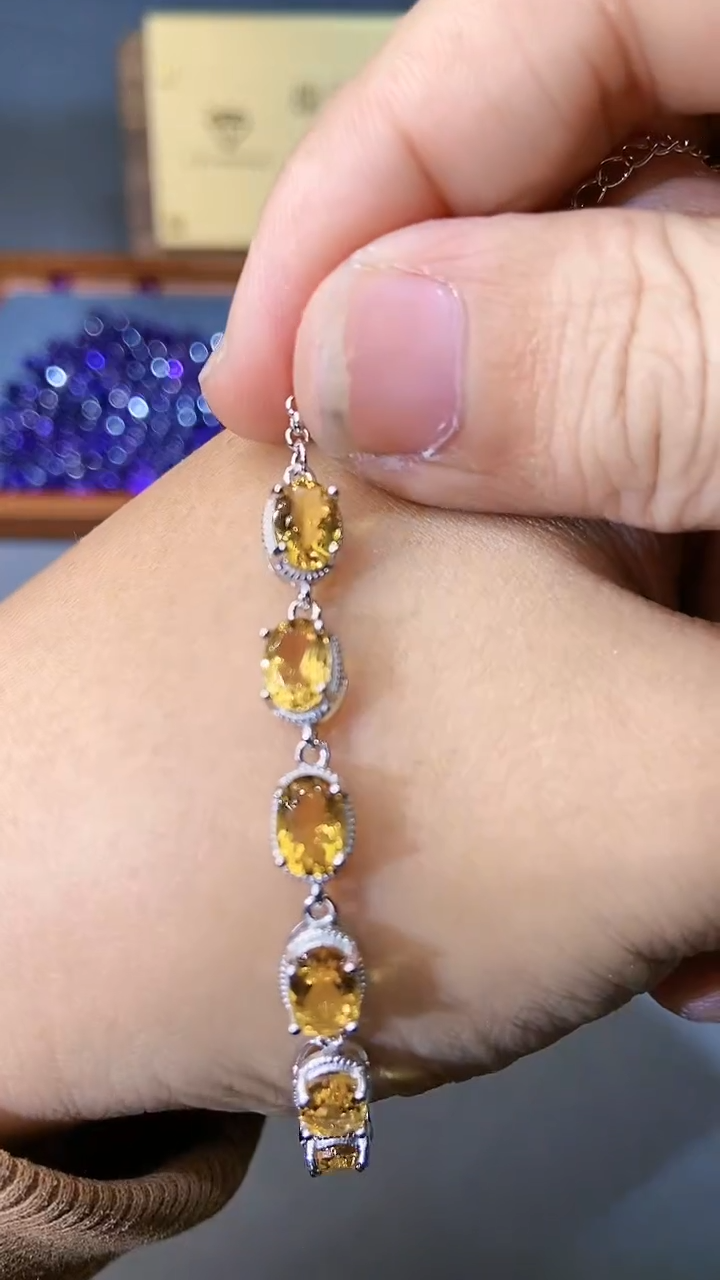 【闪购商品】黄晶手链银S925镶嵌3544
