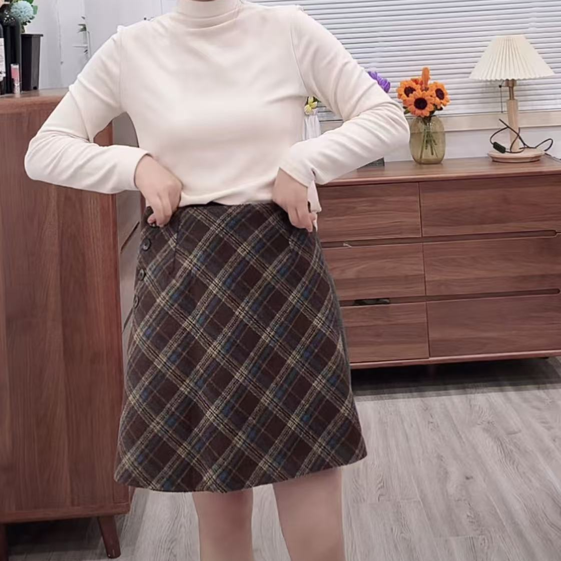 【原 歌】冬季新款韩系复古斜格纹半身短裙女YG911