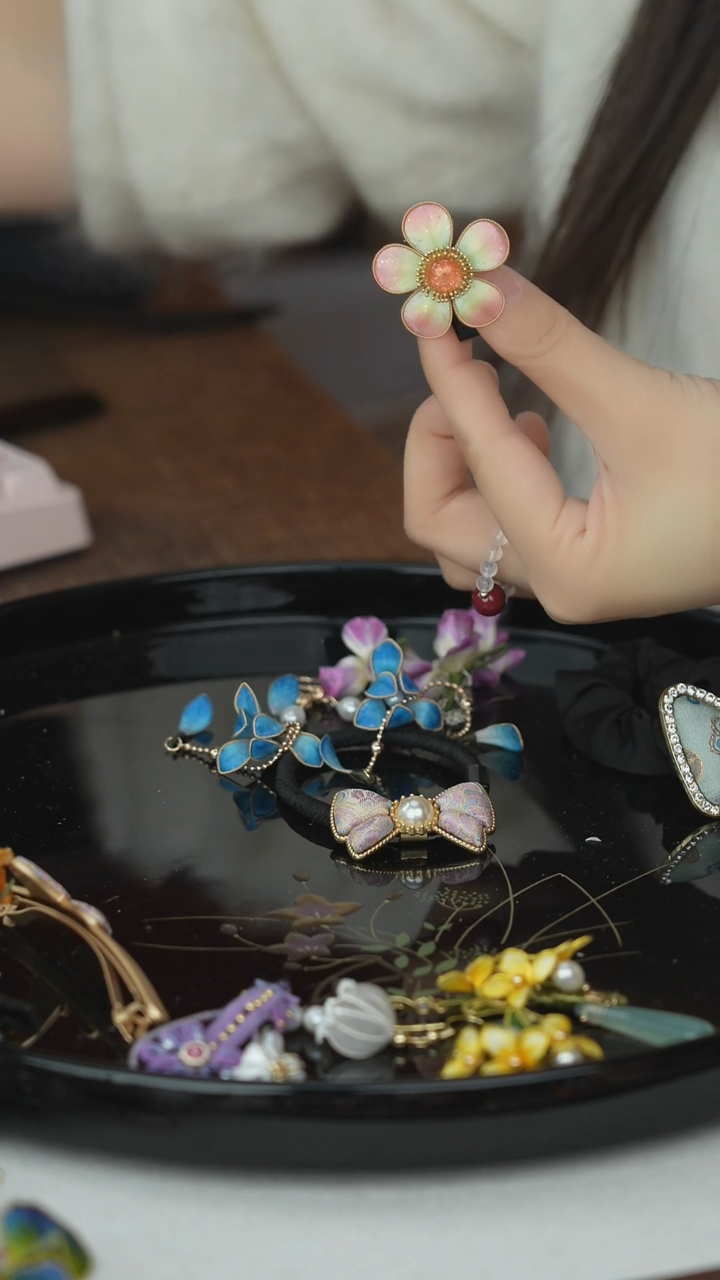 刺绣闪购纯手工非遗国风饰品