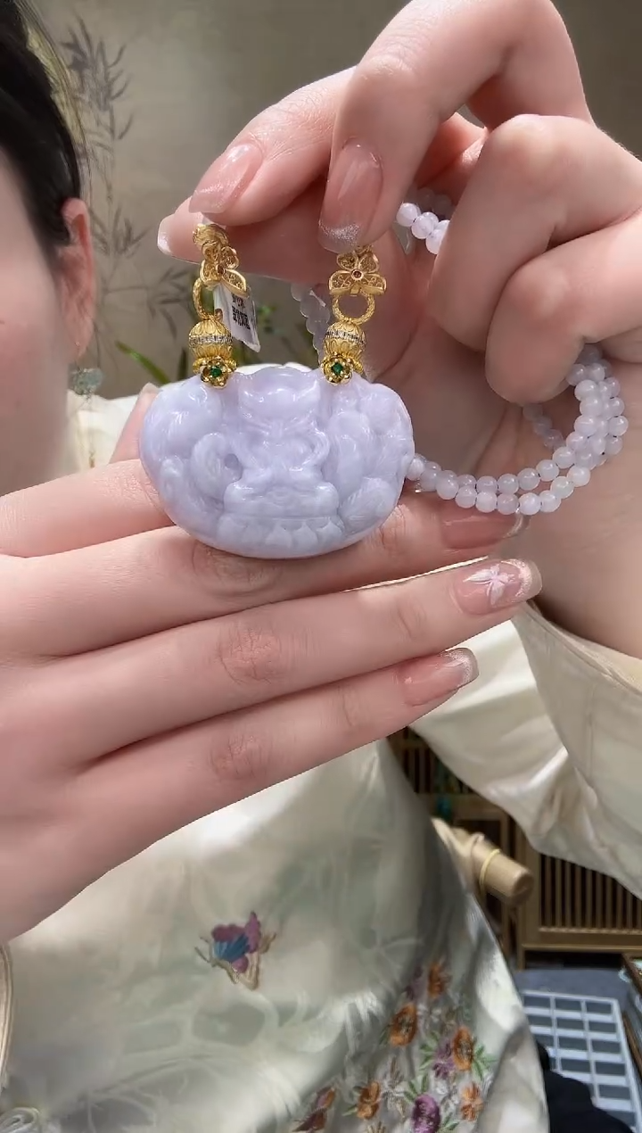 【闪购商品】翡翠颈饰未镶嵌吊坠