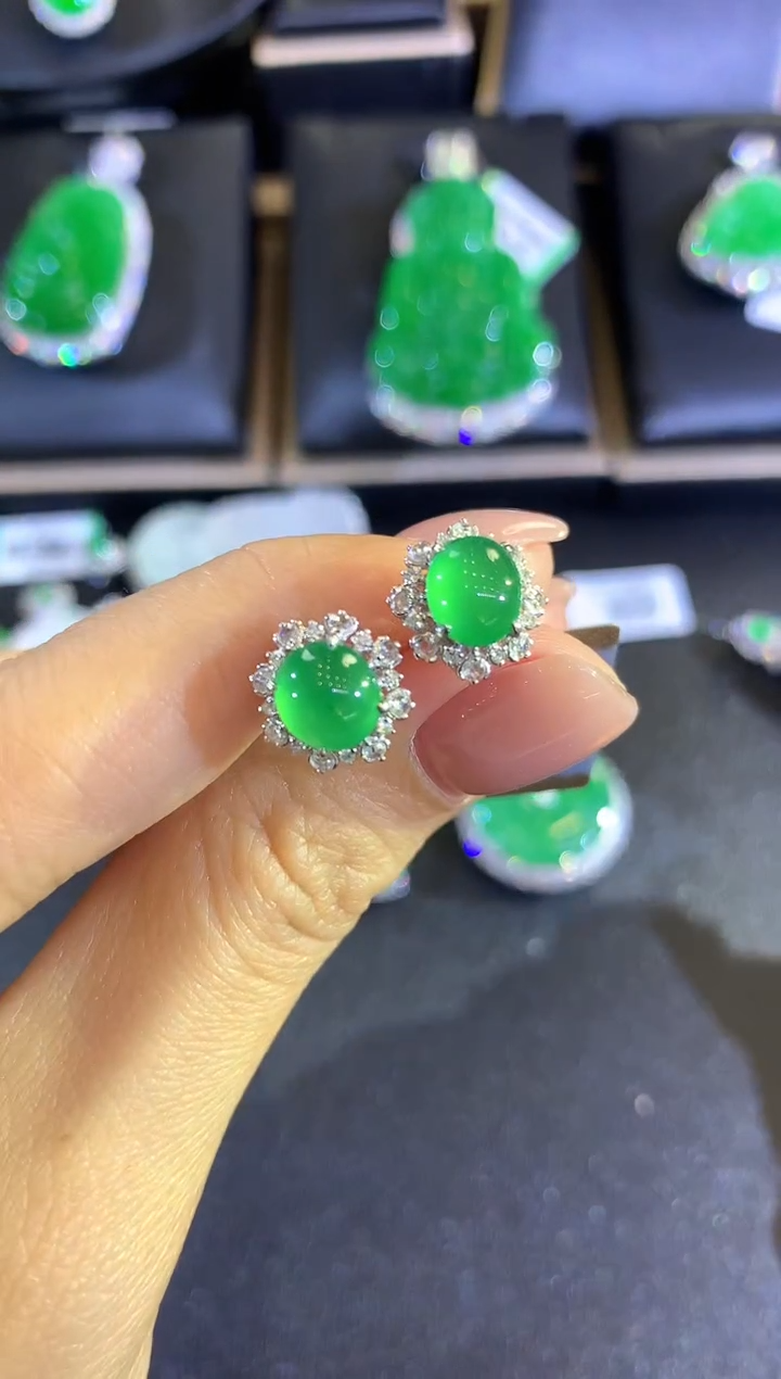 【闪购商品】翡翠耳饰18K金镶嵌a327